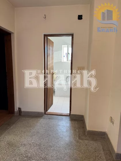 Vojinovića kula | 4zida.rs