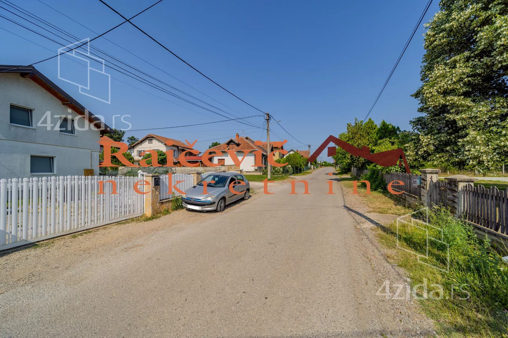 Plac | 4zida