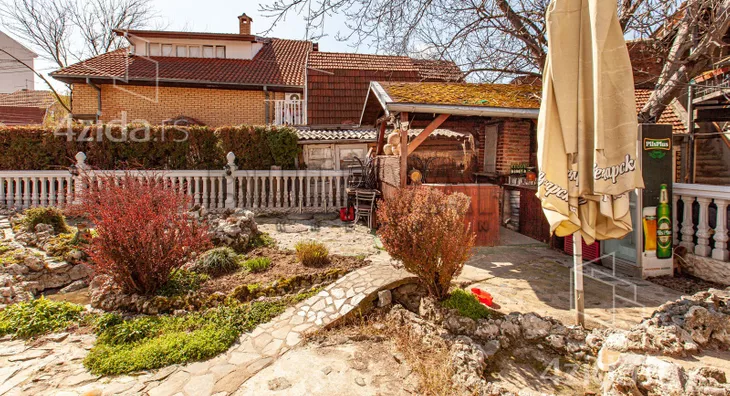 3-etažna kuća | 4zida