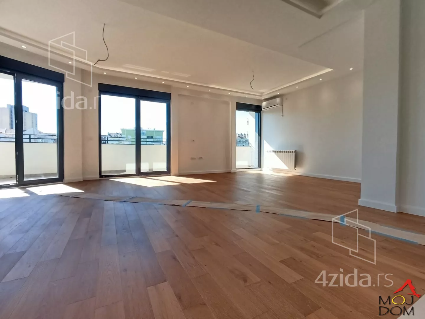 Četvorosoban stan | 4zida