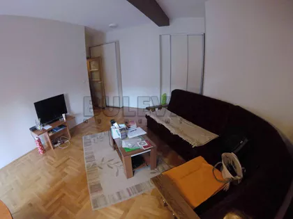 Prvomajska | 4zida.rs