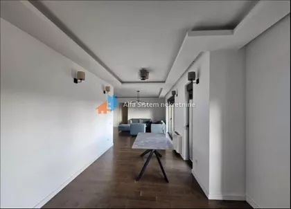 Crveni Krst Vračar | 4zida.rs