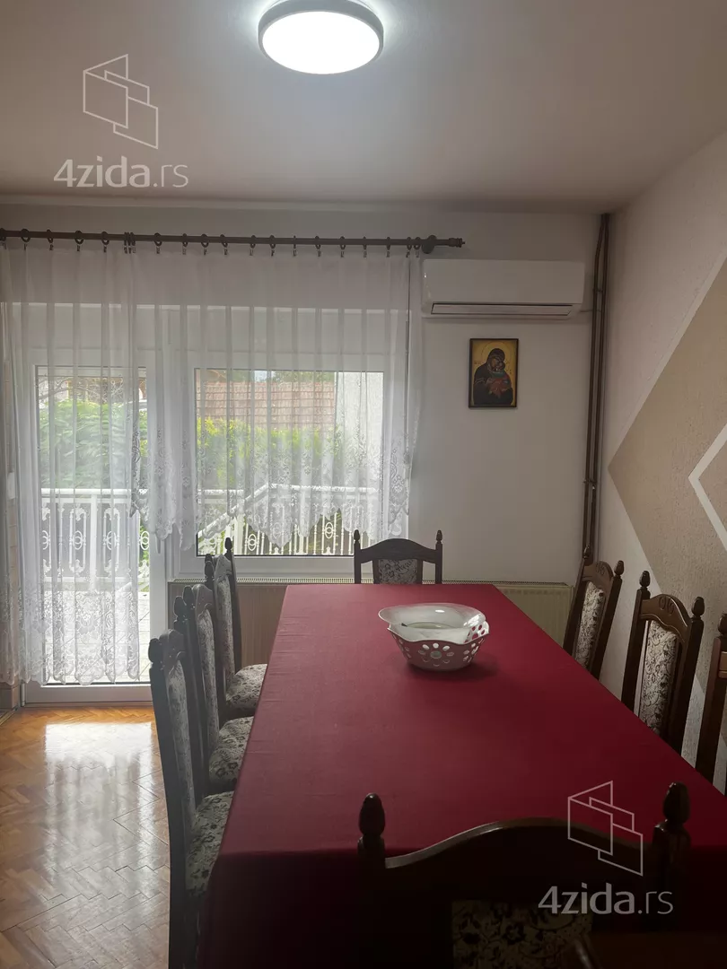 3-etažna kuća | 4zida