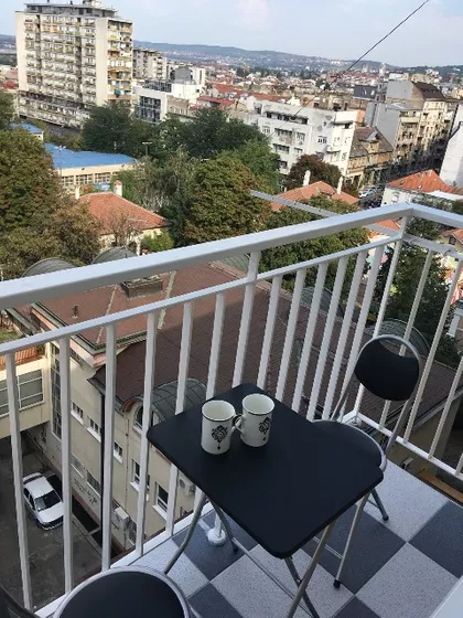 Studentski Trg | 4zida.rs