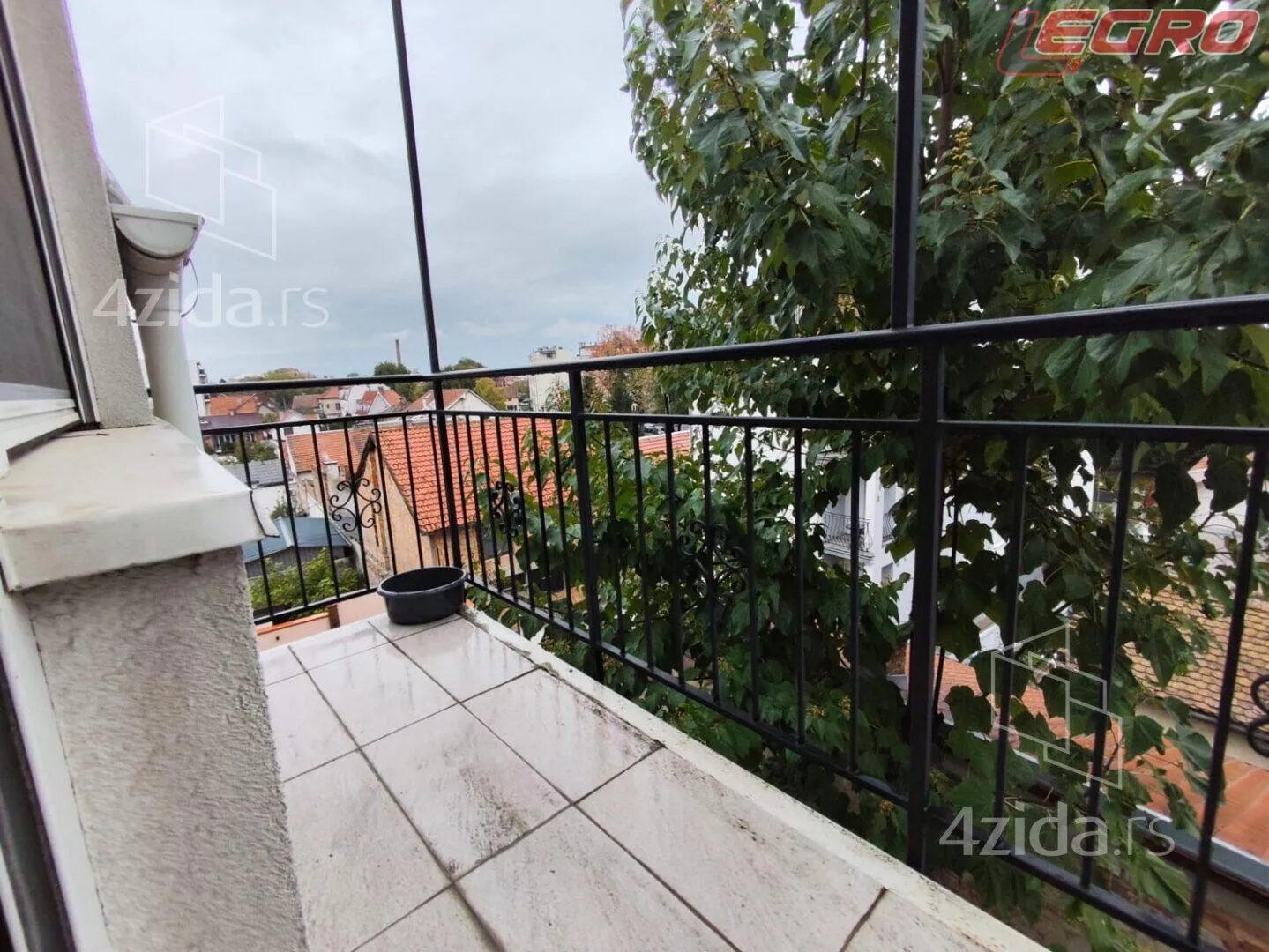 Petosoban stan | 4zida