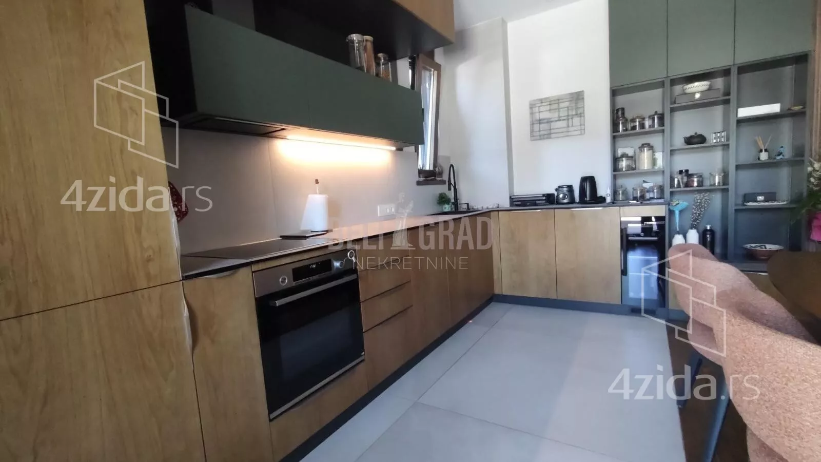 Četvorosoban stan | 4zida