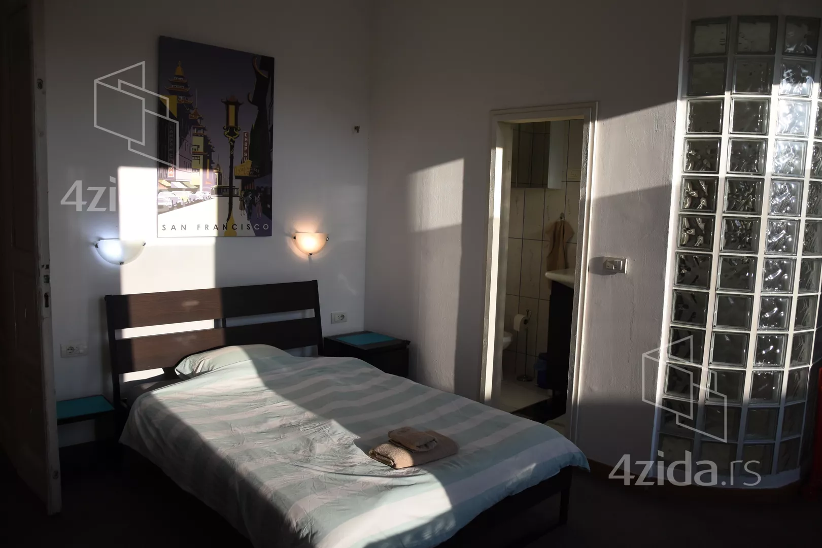 Četvoroiposoban stan | 4zida