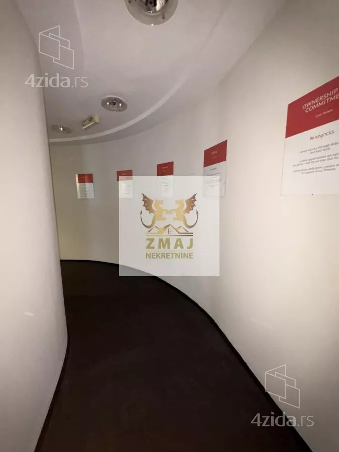 Poslovni prostor | 4zida