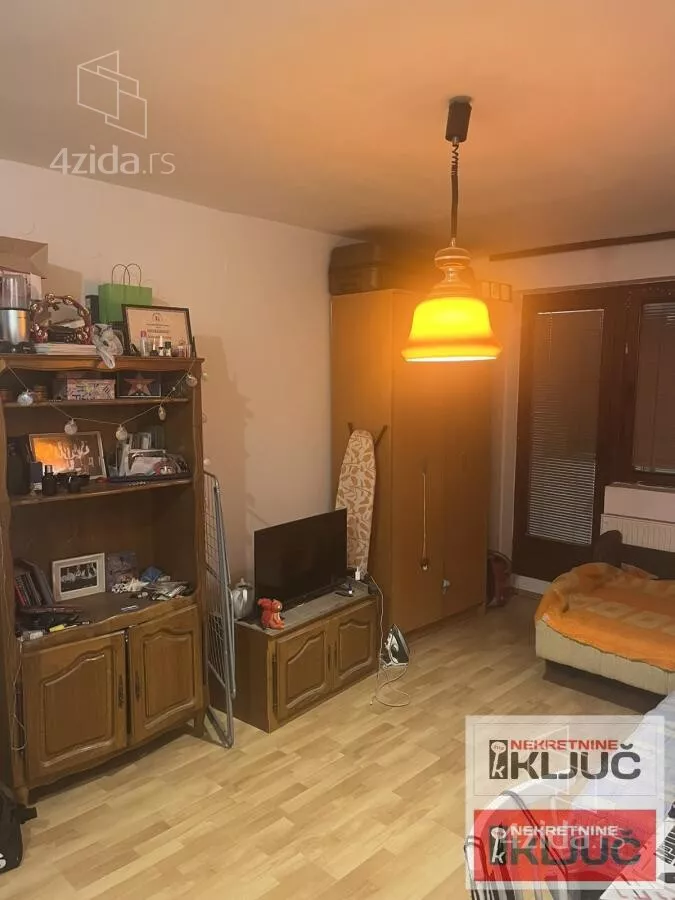 Garsonjera | 4zida