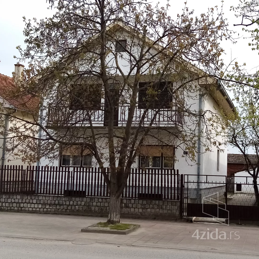 2-etažna kuća | 4zida
