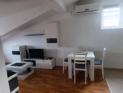 Jovanke Radaković | 4zida.rs