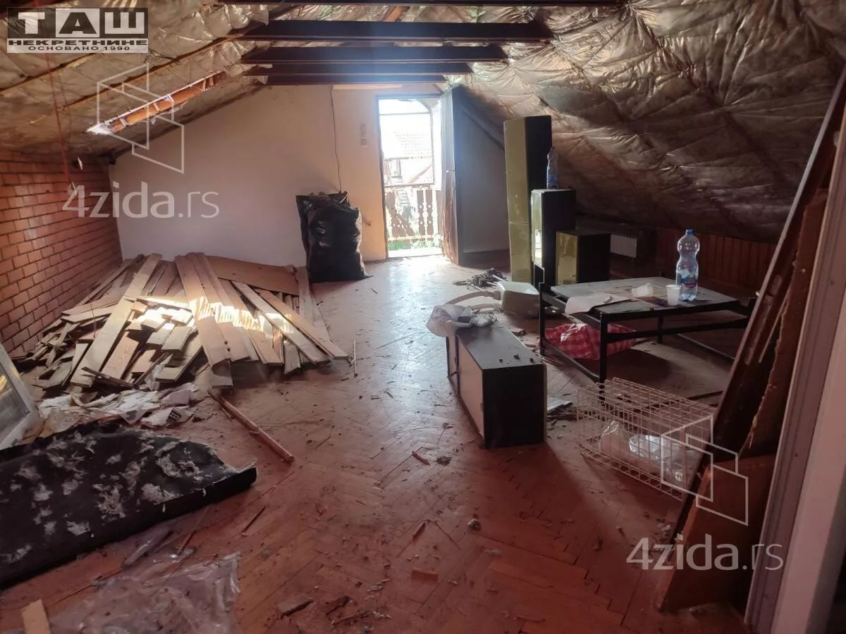 Kuća | 4zida