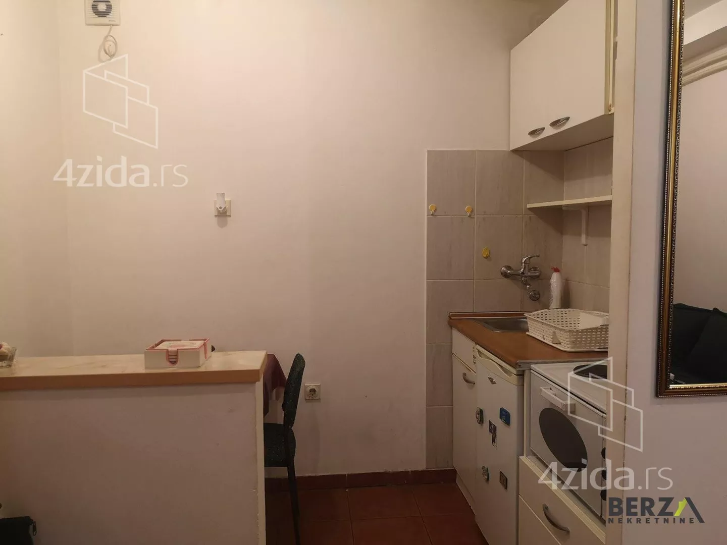 Garsonjera | 4zida