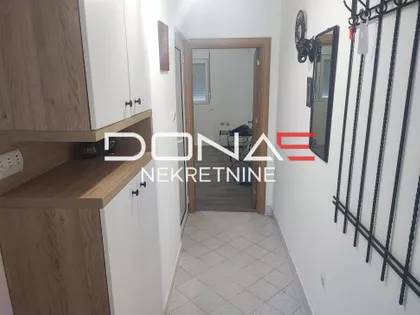 Apelovac | 4zida.rs