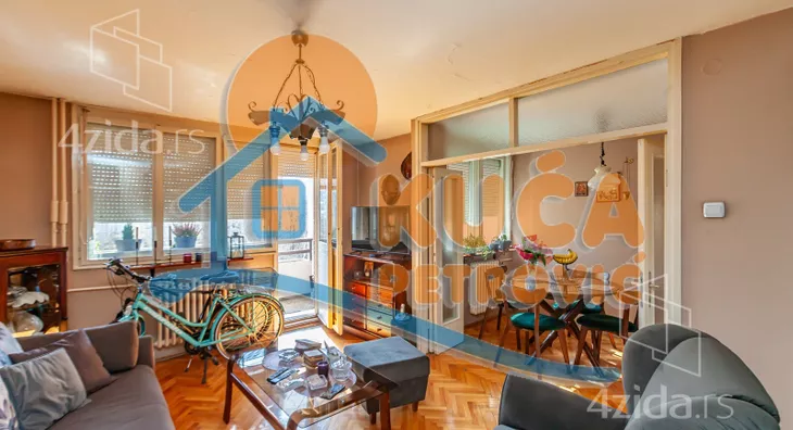 Dvoiposoban stan | 4zida