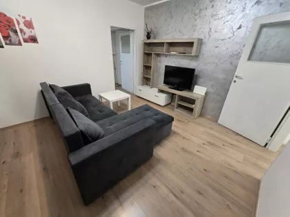 Stjepana Filipovića | 4zida.rs