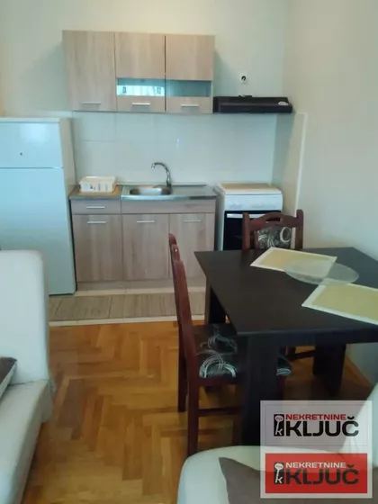 Bulevar Patrijarha Pavla (Somborski Bulevar) | 4zida.rs