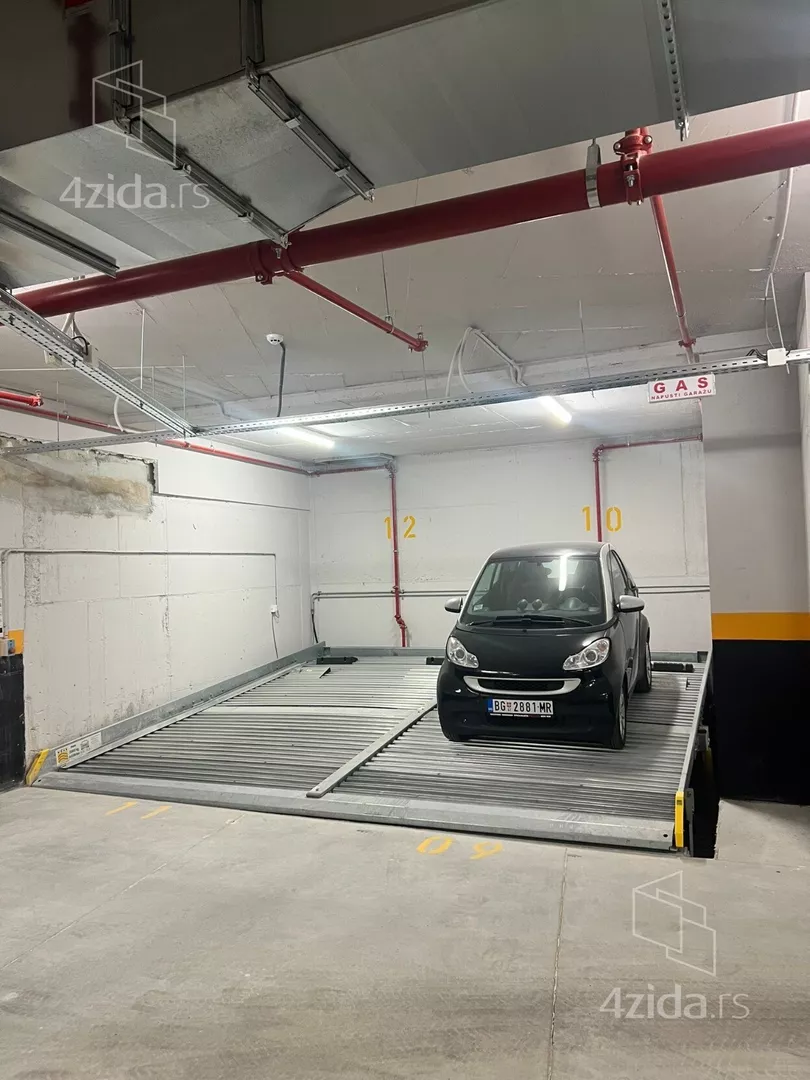 Parking | 4zida