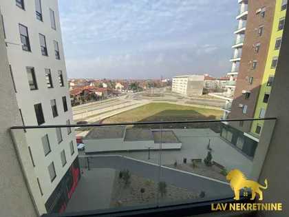 SOMBORSKA RAMPA | 4zida.rs