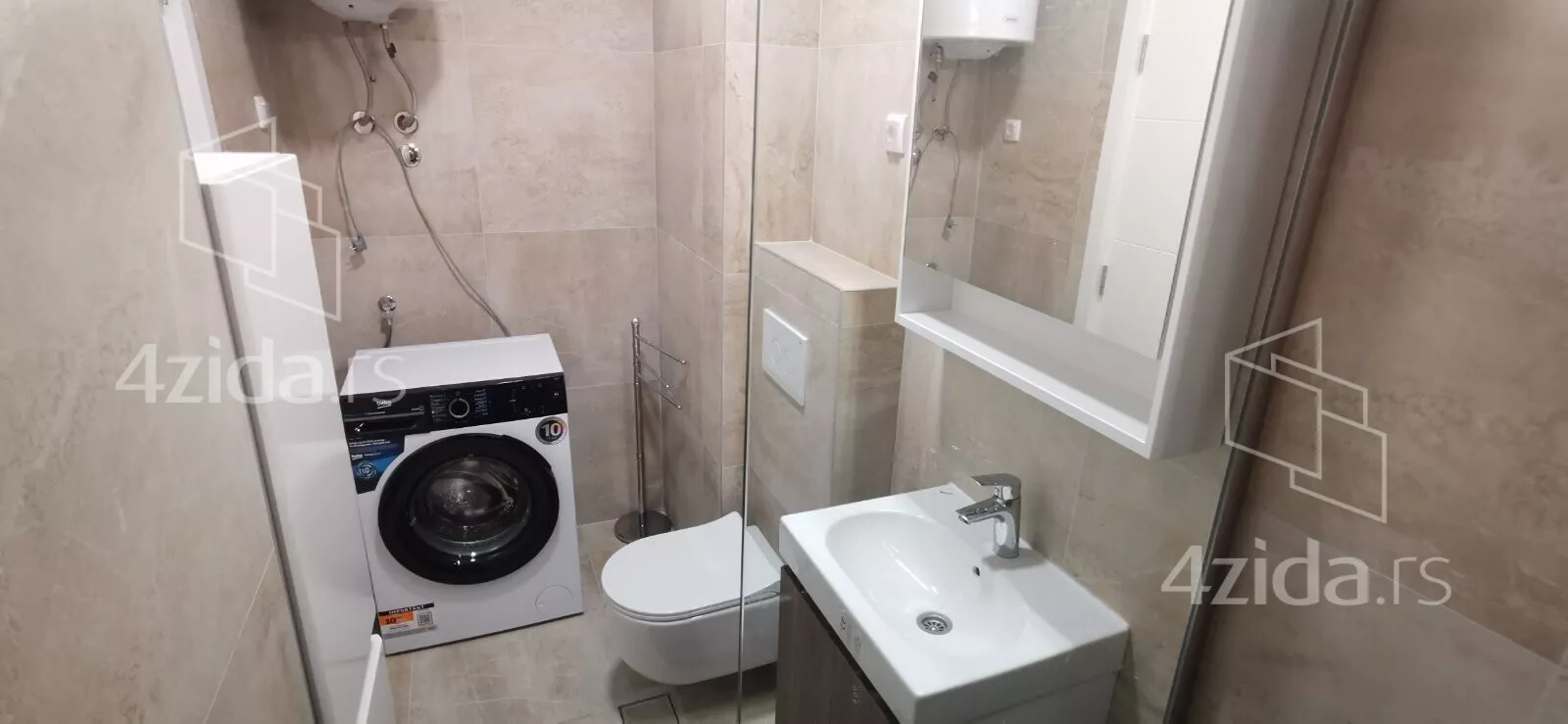 Jednoiposoban stan | 4zida