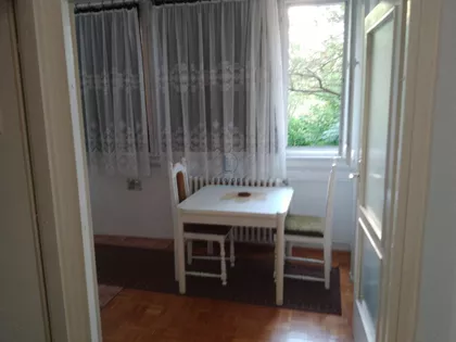 Prvomajska | 4zida.rs