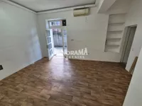 Lokal | 4zida
