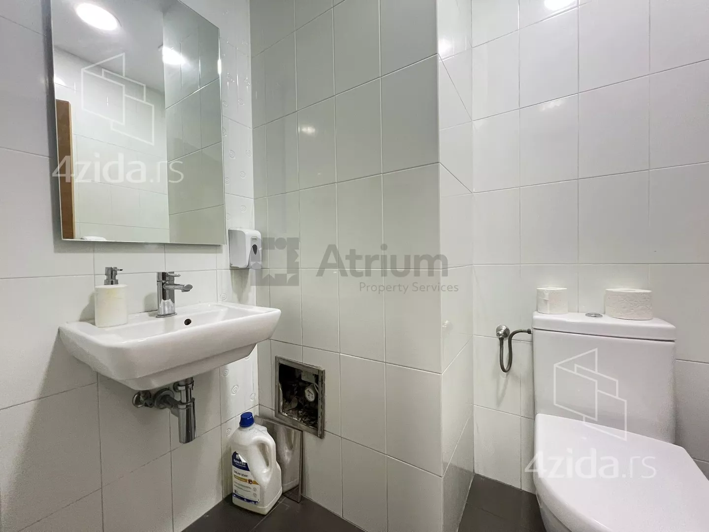 Petosoban stan | 4zida