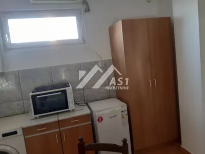Zmaj Jovina | 4zida.rs