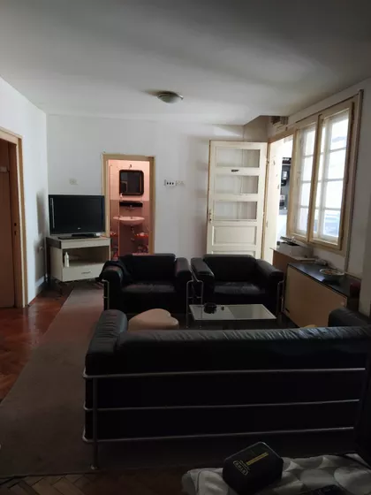 Radnička 5 | 4zida.rs
