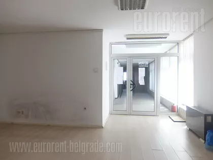 TRG REPUBLIKE | 4zida.rs