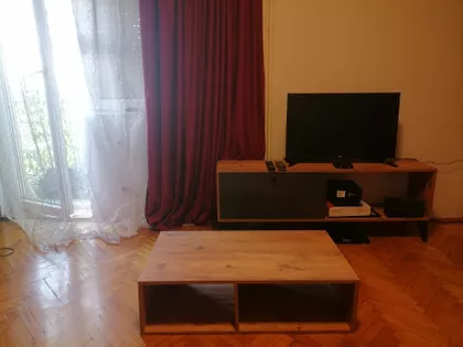 Prvomajska | 4zida.rs