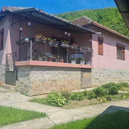 Zagrađe | 4zida.rs