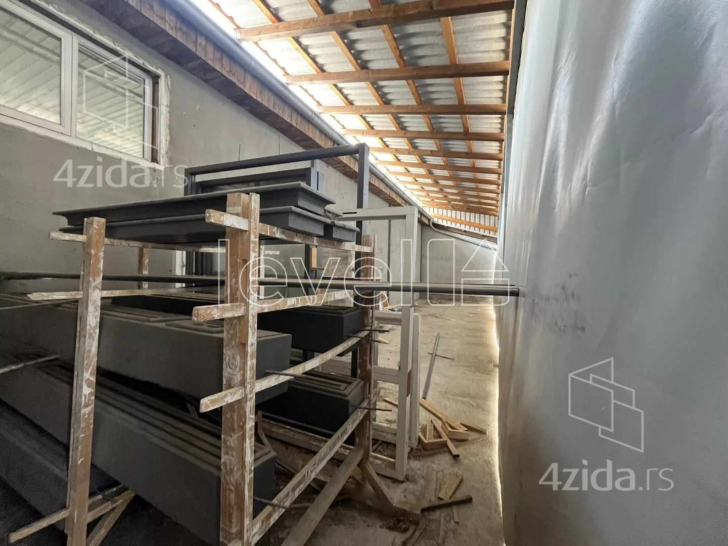 Poslovni prostor | 4zida