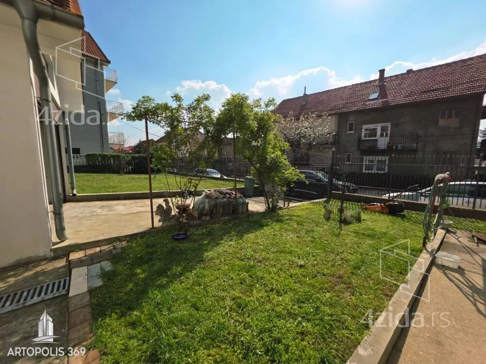 3-etažna kuća | 4zida