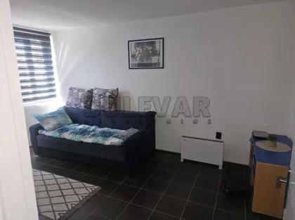 Triglavska | 4zida.rs