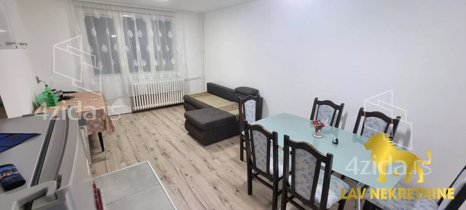 Jednoiposoban stan | 4zida