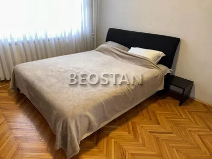 Savski Trg | 4zida.rs