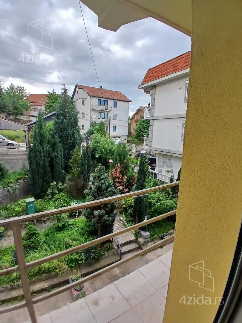 Garsonjera | 4zida