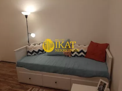 Ustanička | 4zida.rs