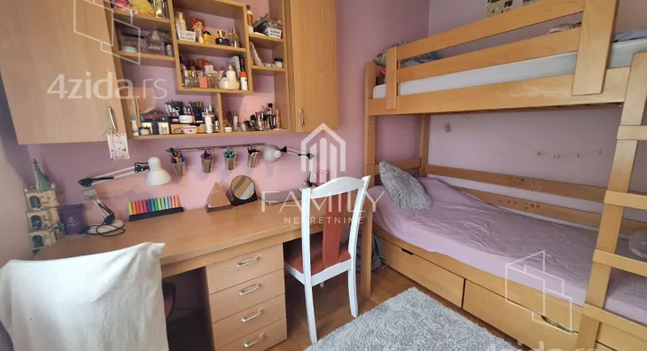 Četvorosoban stan | 4zida