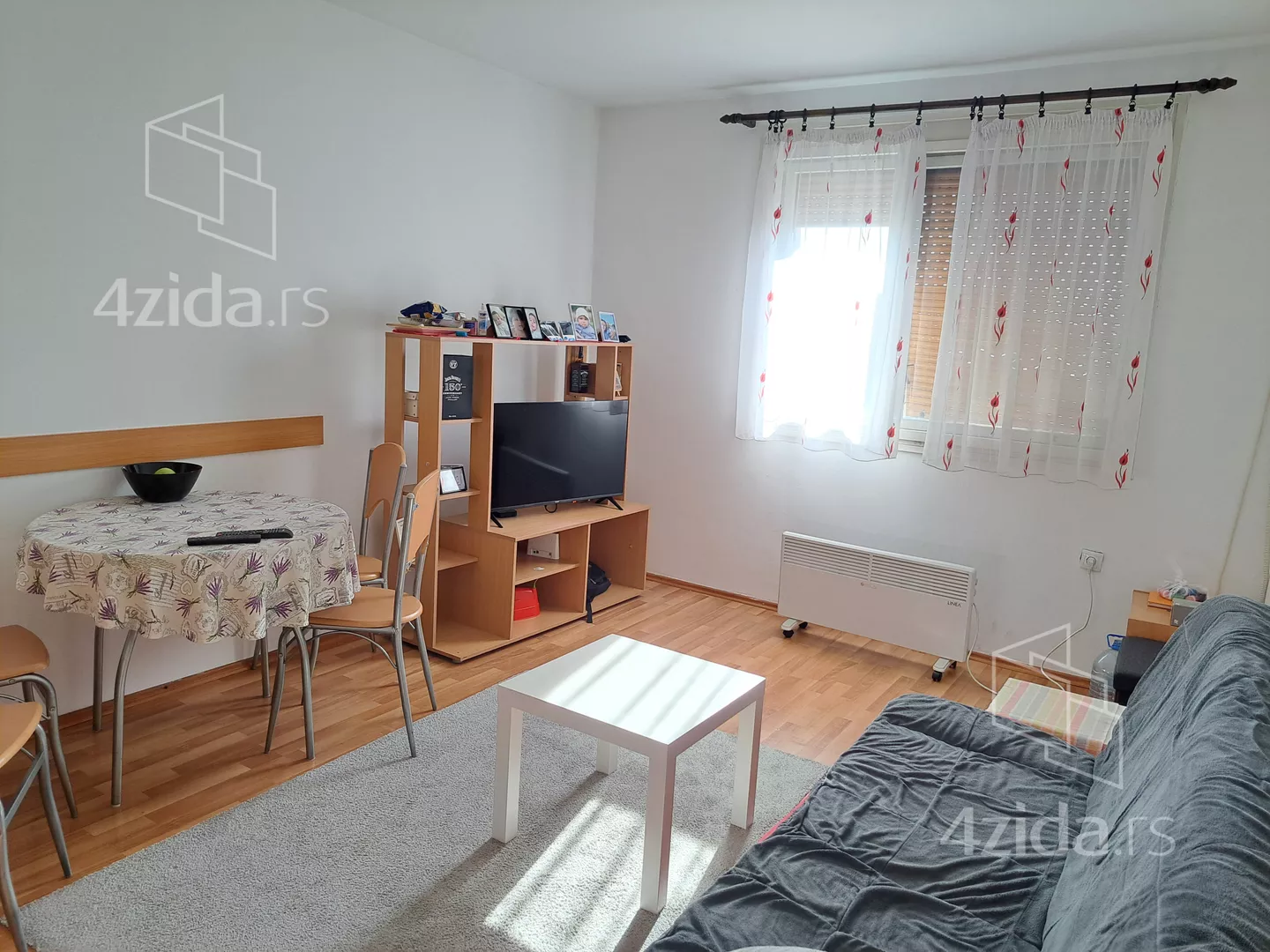 Jednoiposoban stan | 4zida