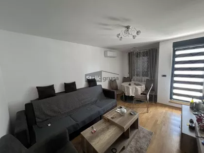 Vojvođanska | 4zida.rs