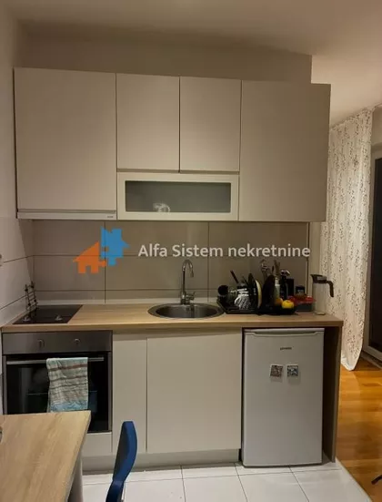 Lekino Brdo | 4zida.rs