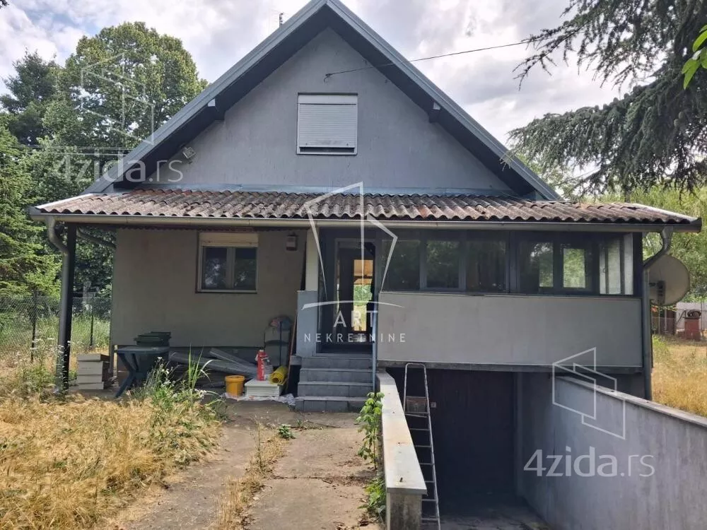 Kuća | 4zida