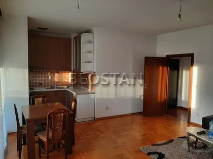 Novogradska | 4zida.rs