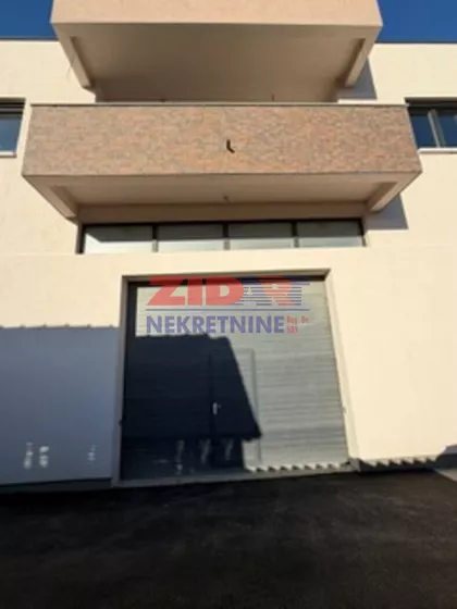 Svetosavska | 4zida.rs