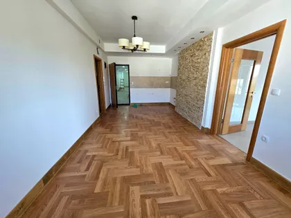 Vašarište | 4zida.rs