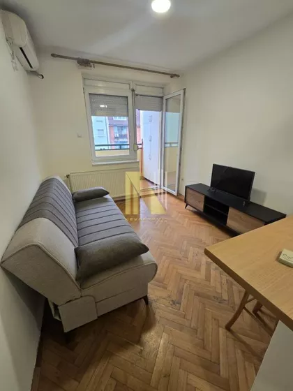 Adamovićevo Naselje | 4zida.rs