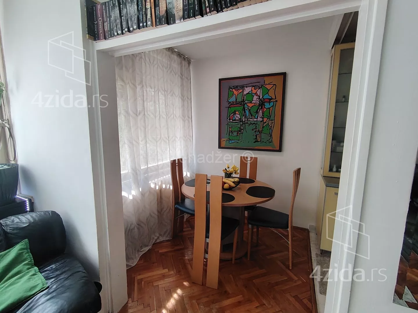 Troiposoban stan | 4zida