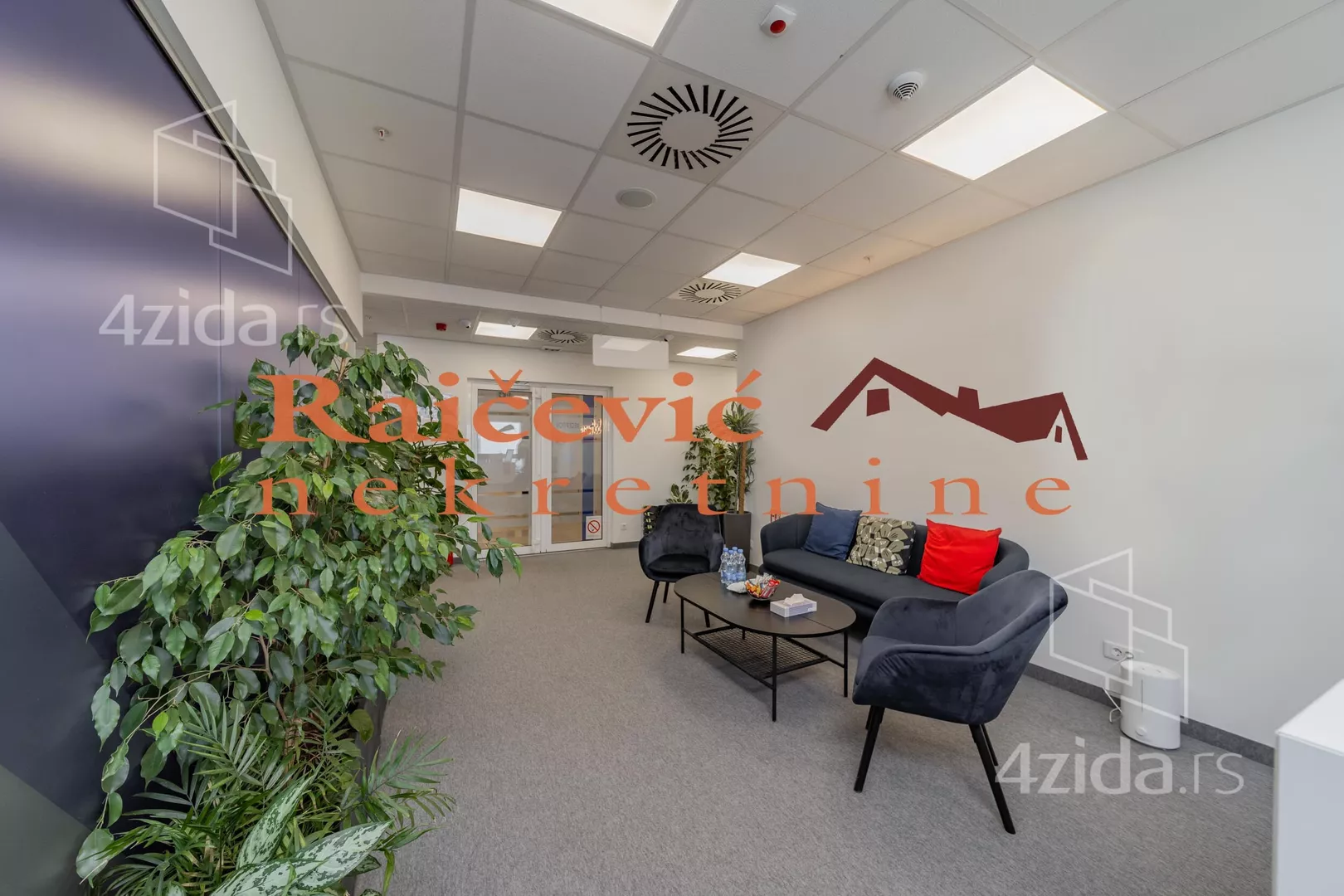 Poslovni prostor | 4zida